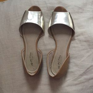 Kenneth Cole Sandals/Flats